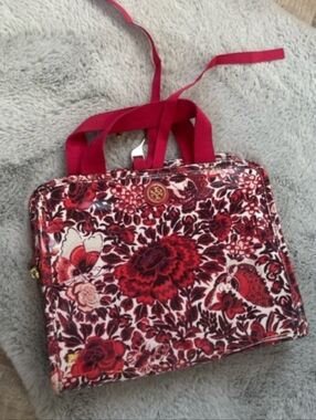 Tory Burch-Floral Fold Up Travel Pouch-Bag  (Red ♥️)